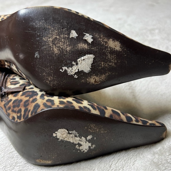 Linea Paolo Size 7.5 Bootie Stiletto Heel Leopard Print Zipper Close Pointed Toe - Picture 9 of 13
